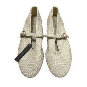 NWT House of Harlow 1960 Nicole‎ Richie Off White Bistro Flats Women's 10